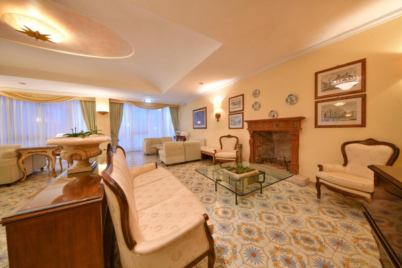 Grand Hotel Terme di Augusto Lacco Ameno  Esterno foto