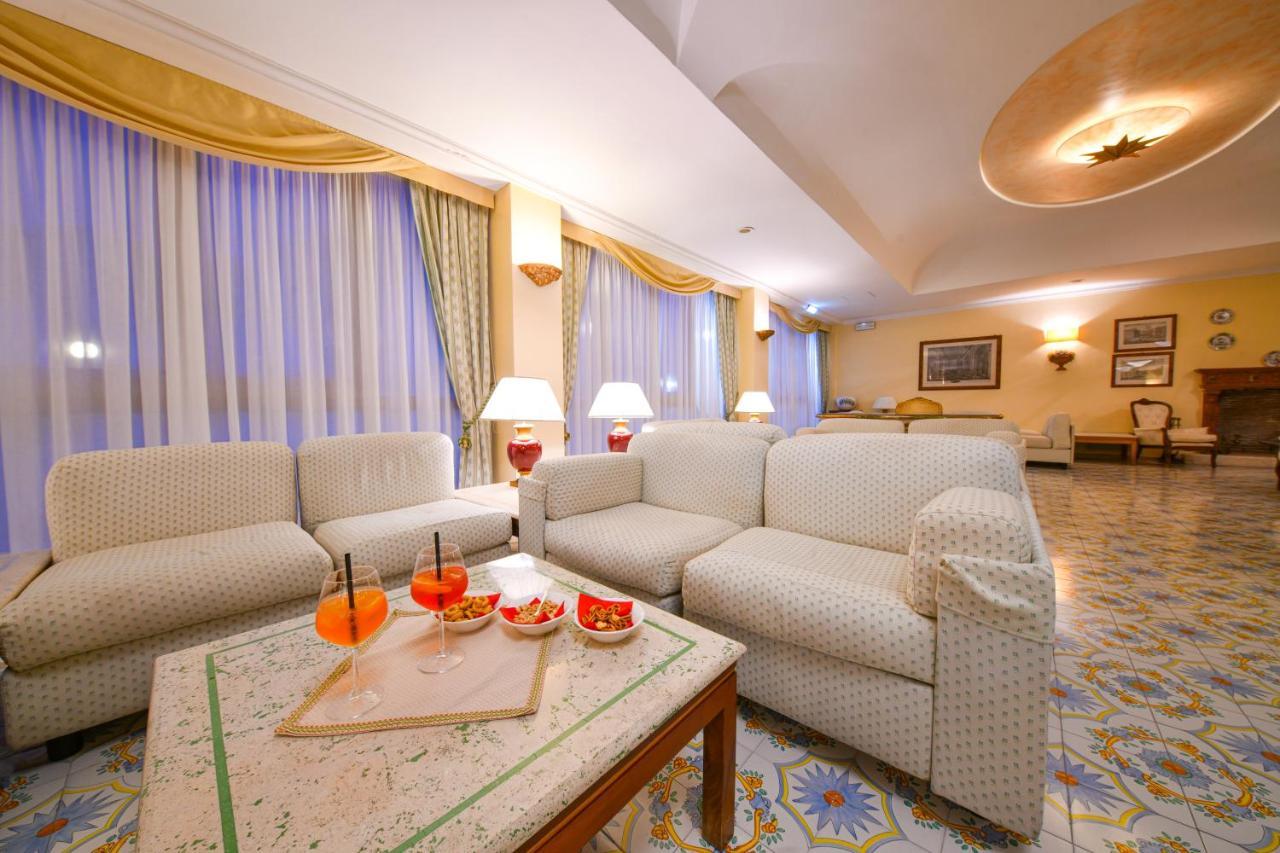 Grand Hotel Terme di Augusto Lacco Ameno  Esterno foto