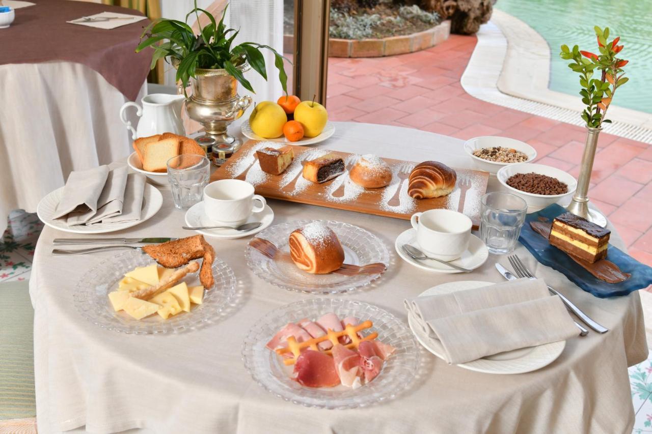 Grand Hotel Terme di Augusto Lacco Ameno  Esterno foto