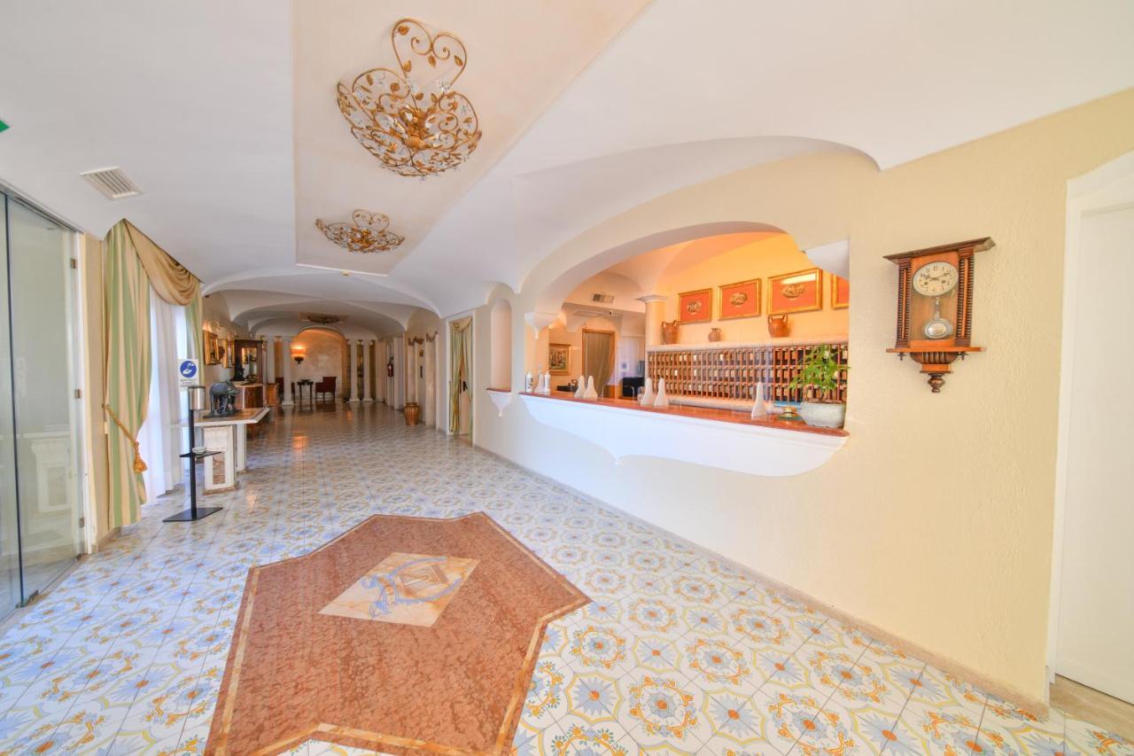 Grand Hotel Terme di Augusto Lacco Ameno  Esterno foto