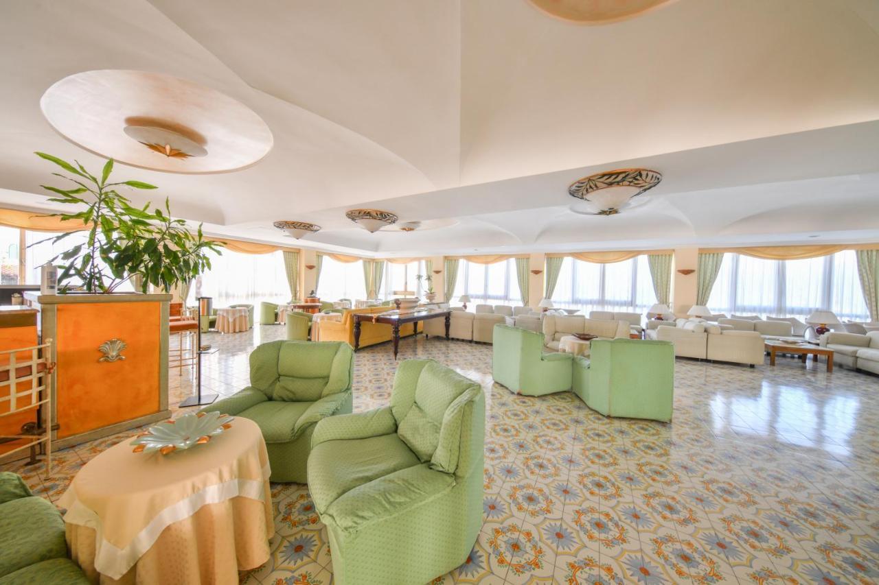 Grand Hotel Terme di Augusto Lacco Ameno  Esterno foto