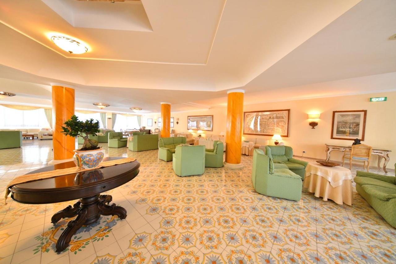 Grand Hotel Terme di Augusto Lacco Ameno  Esterno foto